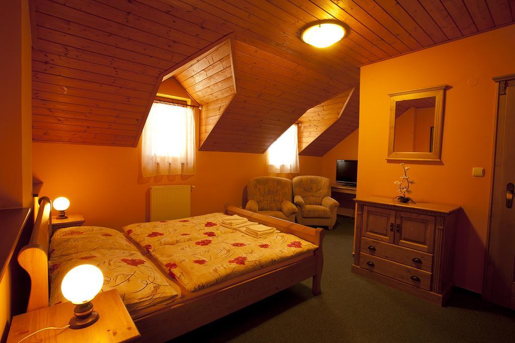 Vinarstvi U Kaplicky Hotel Zaječí Cameră foto